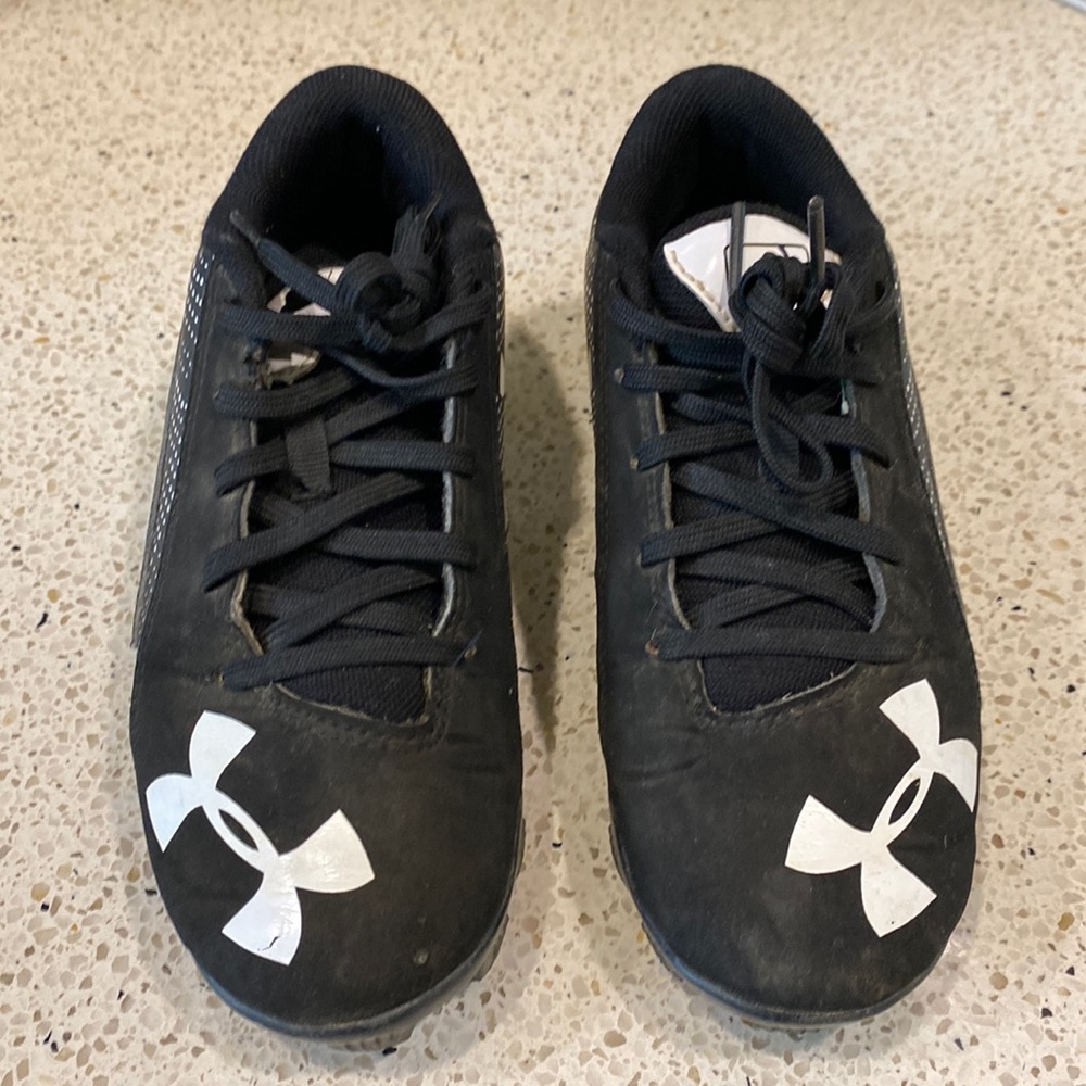 Baseball cleats, boys size 13 ( little boy)